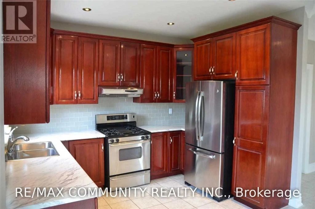 38 Bestview Crescent Bsmt, Vaughan