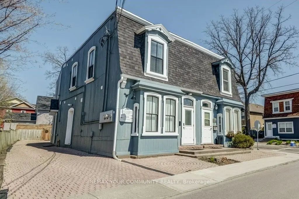 10 Centre Street, Markham