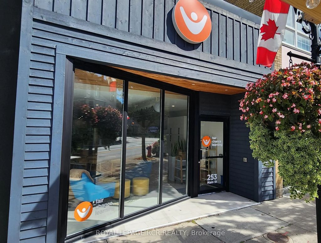 253 Main Street S, Newmarket
