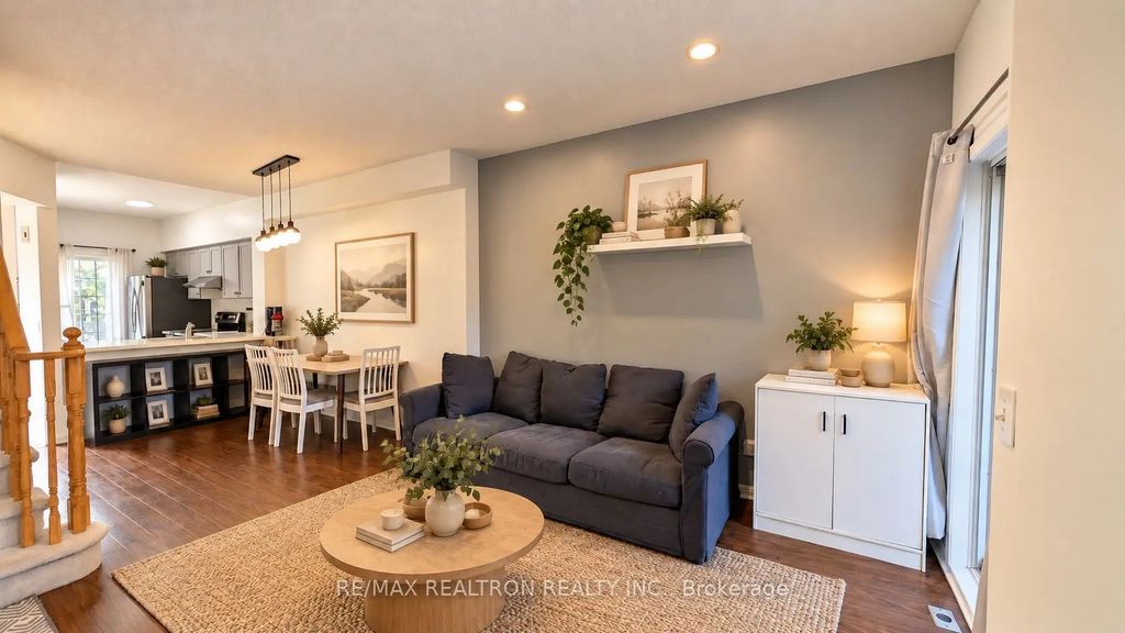 22 St Moritz Way 7, Markham