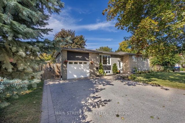 38 Townsend Avenue, Bradford West Gwillimbury