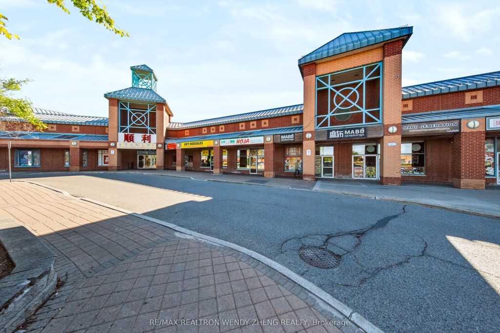 3255 Highway 7 N/a E 32, Markham