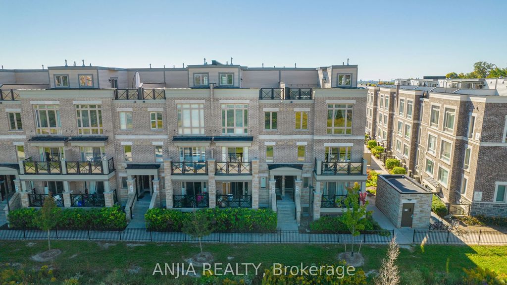 10 Dunsheath Way 207, Markham