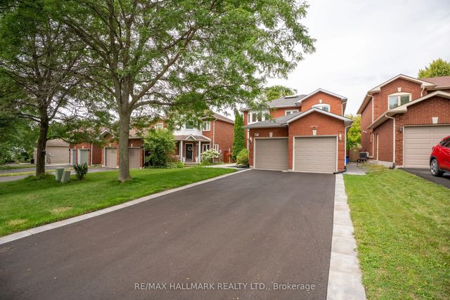 872 Hilton Boulevard, Newmarket