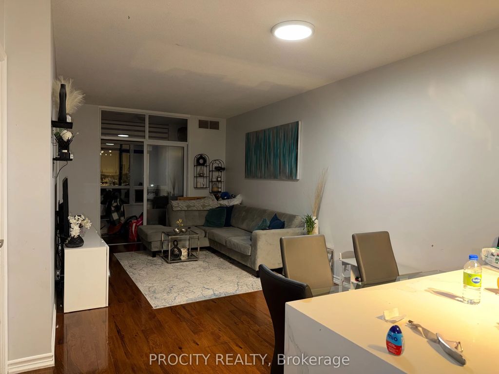 9235 Jane Street 203, Vaughan