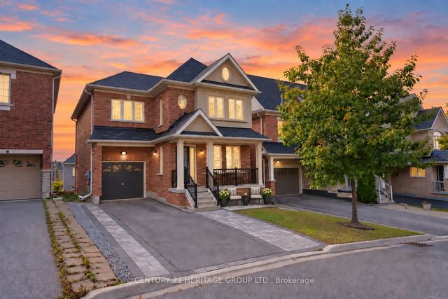 244 Gord Clelland Gate, Newmarket