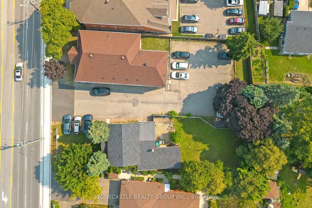 2321 Major Mackenzie Drive W, Vaughan