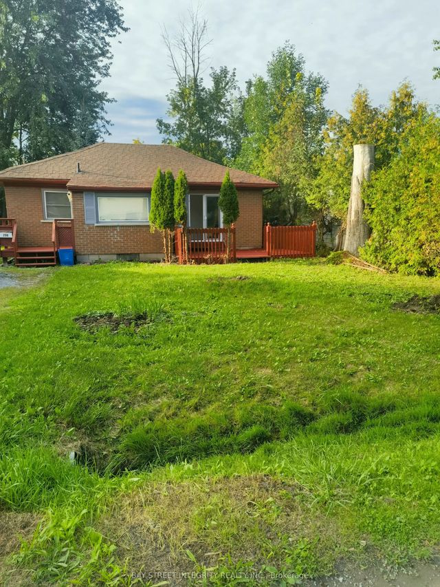 298 Lakeview Boulevard, Georgina