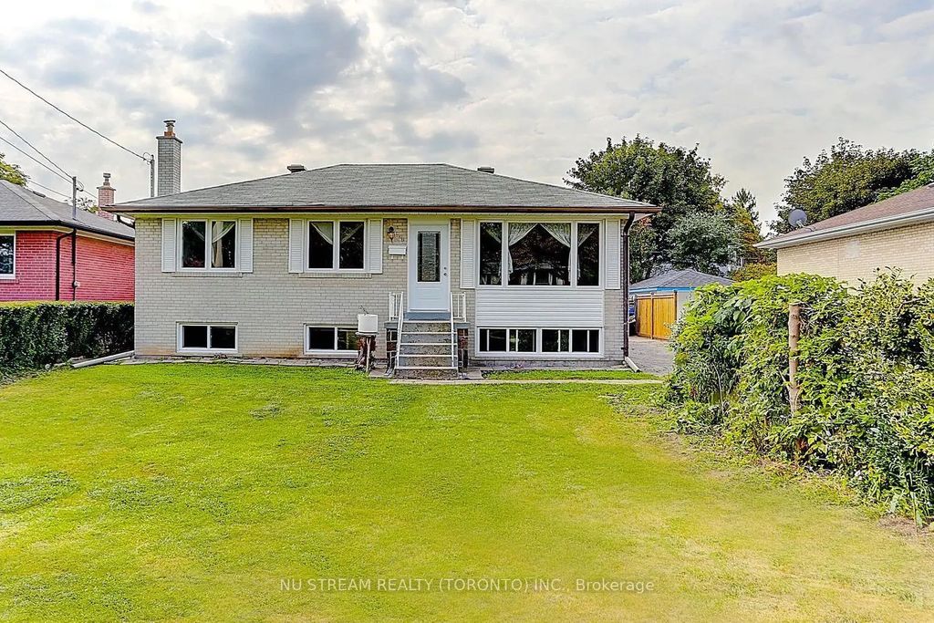 432 Crosby Avenue Main, Richmond Hill
