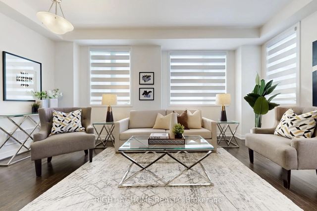 154 Anna Russell Way, Markham