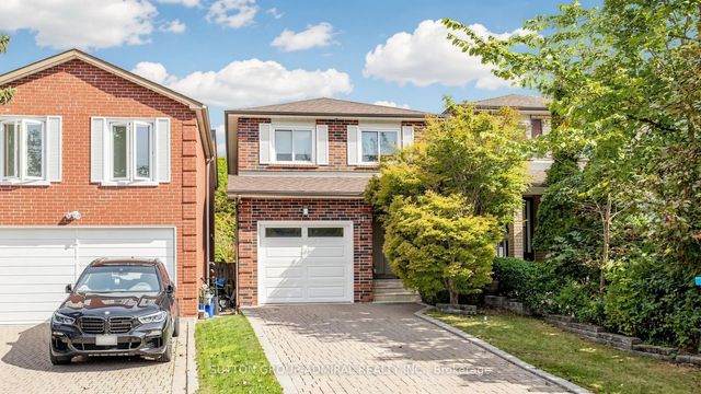 4 Doral Gate, Markham