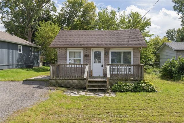 247 Parkway Avenue, Georgina