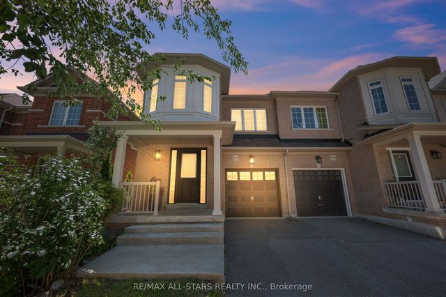 195 Richard Underhill Avenue, Whitchurch-Stouffville