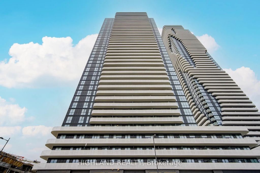 8 Interchange Way 2705, Vaughan