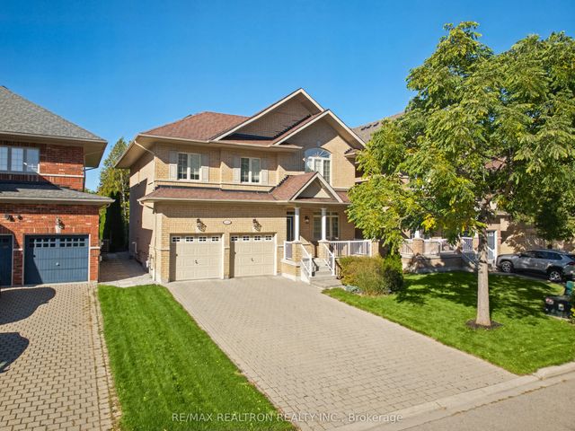 1158 Quaker Trail, Newmarket