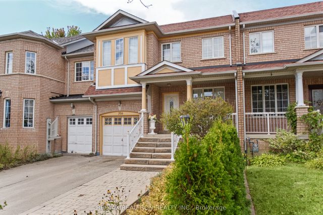 316 Coachwhip Trail, Newmarket