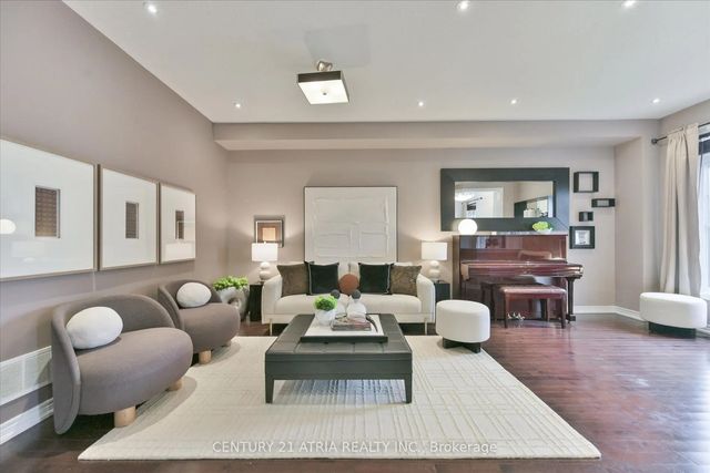 35 Russell Dawson Road, Markham