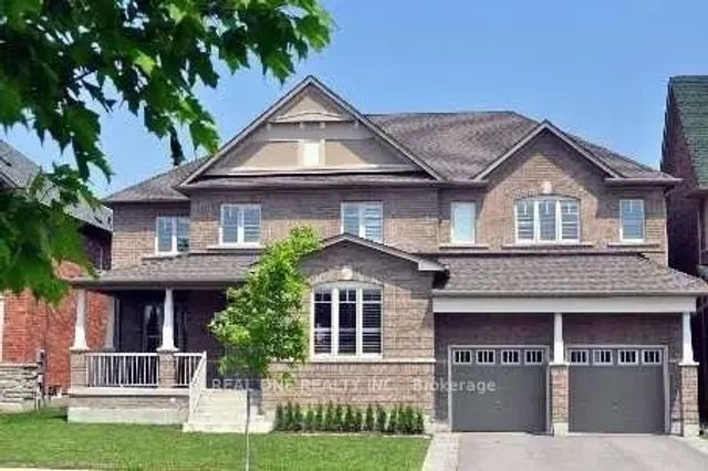 26 Lake Forest Drive, Richmond Hill