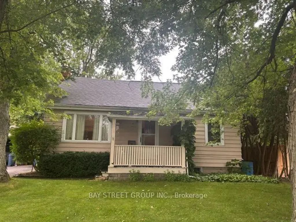 320 Stewart Street, Newmarket