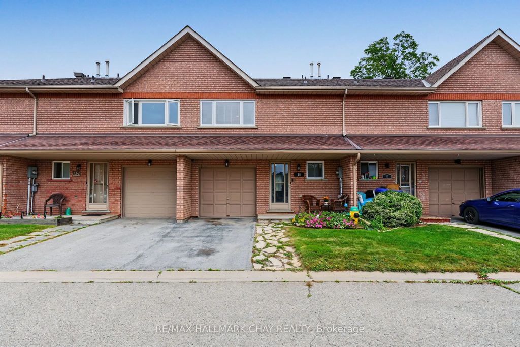 55 Riverley Lane, New Tecumseth