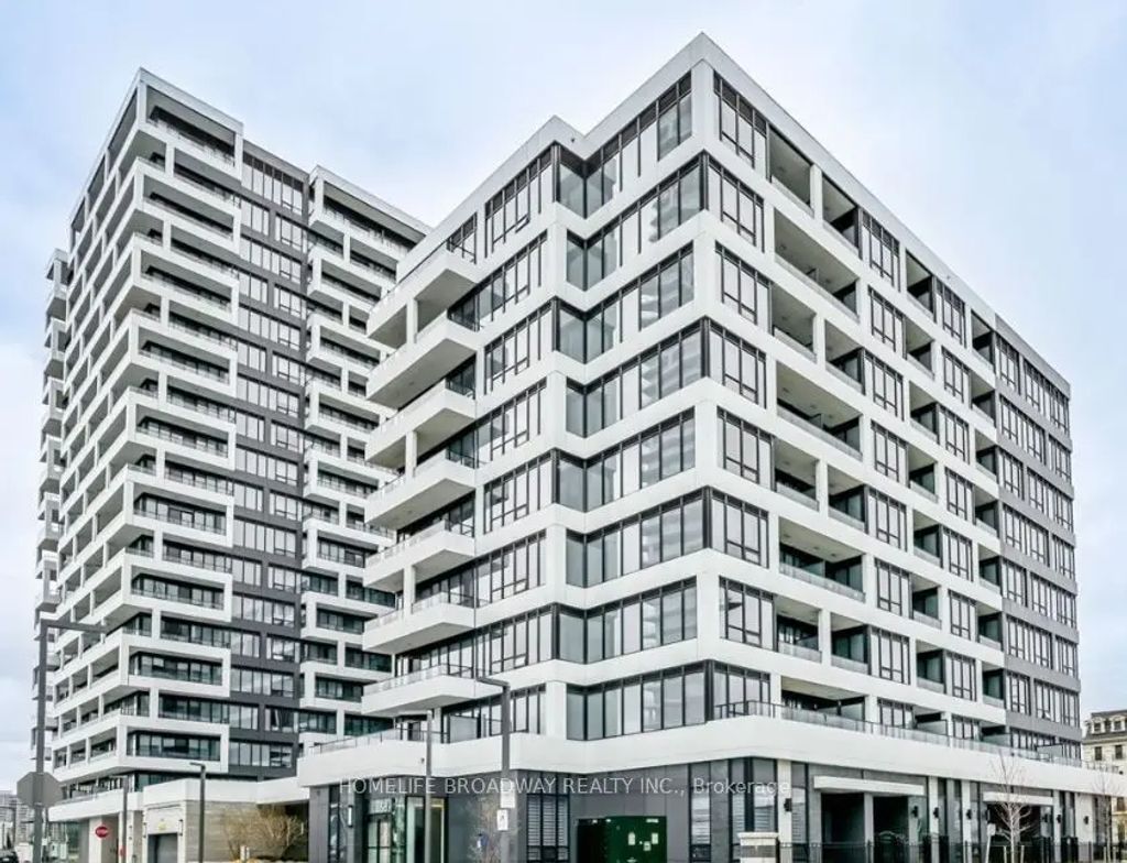 38 Water Walk Drive 817, Markham