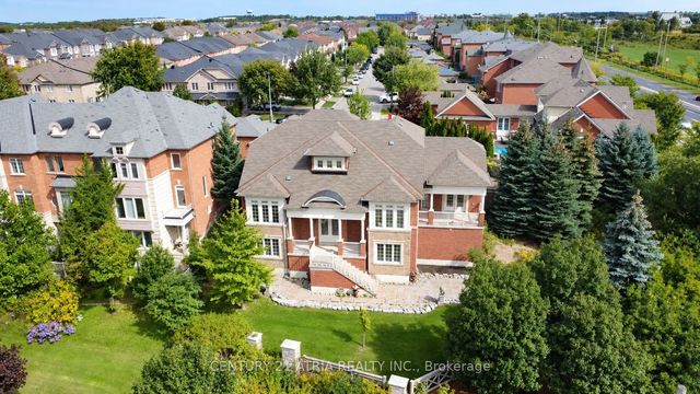 111 Zokol Drive, Aurora