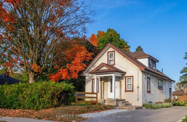 75 Denne Boulevard, Newmarket
