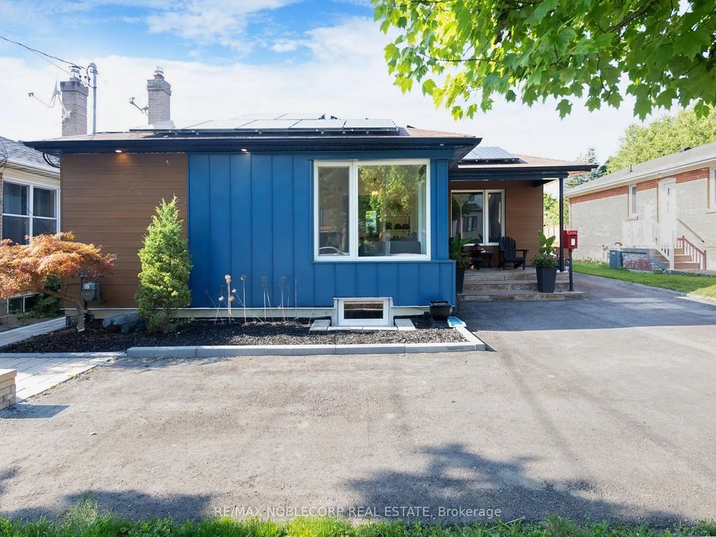 100 Rockport Crescent, Richmond Hill