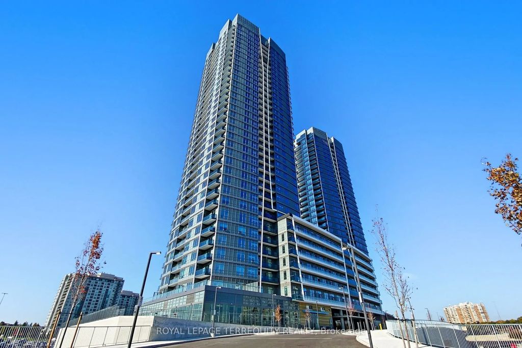 30 Upper Mall Way 3103, Vaughan