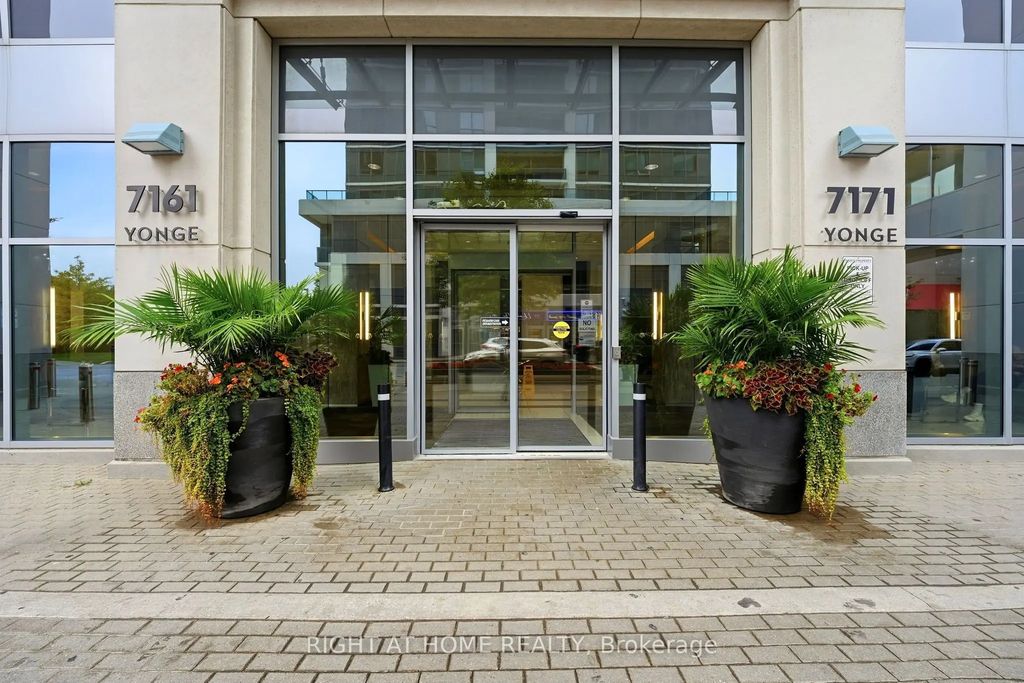 7171 Yonge Street 1702, Markham