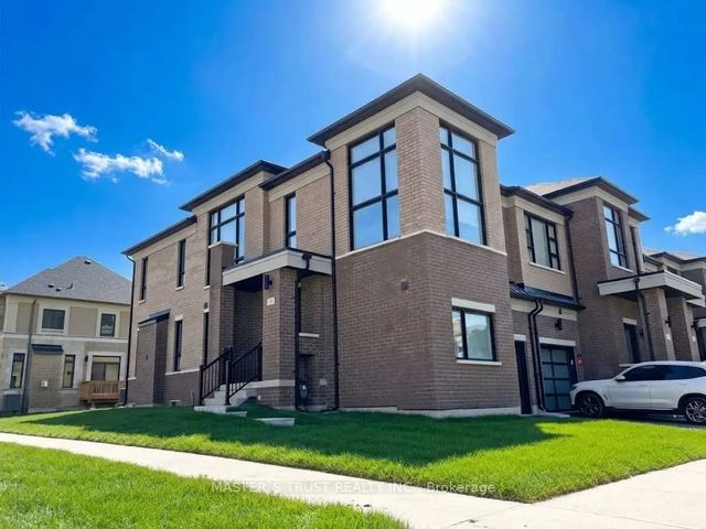 69 Mallery Street, Richmond Hill