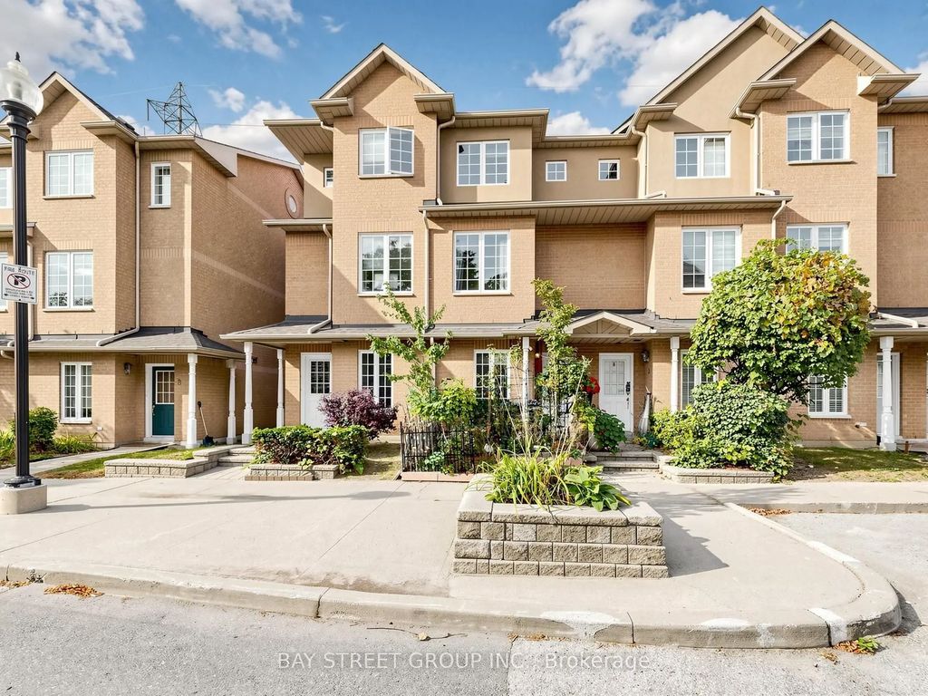 4 St Moritz Way 2, Markham