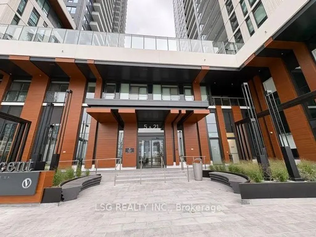 21 Meadowdale Road 2210, Vaughan
