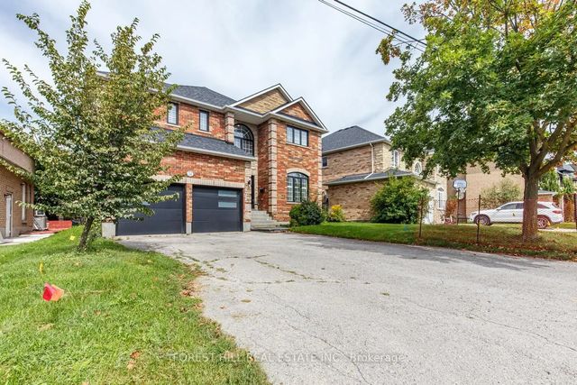 54 Maple Grove Avenue, Richmond Hill