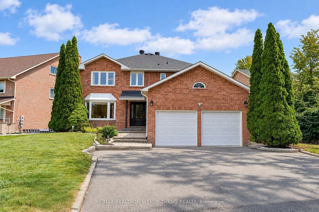 22 West Side Drive, Markham