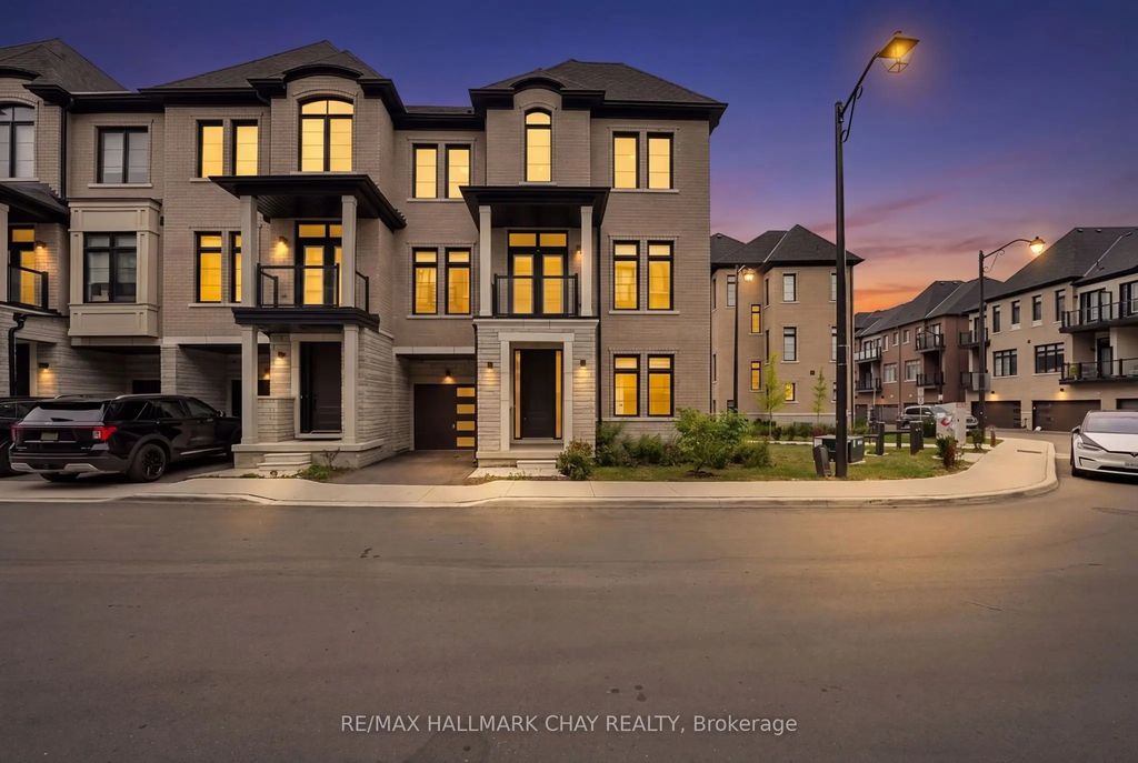 121 De La Roche Drive, Vaughan
