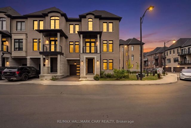 121 De La Roche Drive, Vaughan