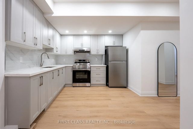 544 White's Hill Avenue Basement, Markham