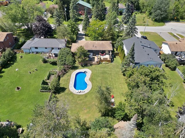 2249 Willard Avenue, Innisfil