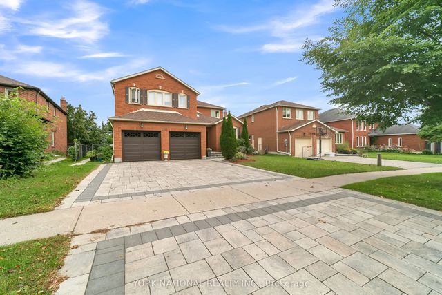 277 Kirby Crescent, Newmarket