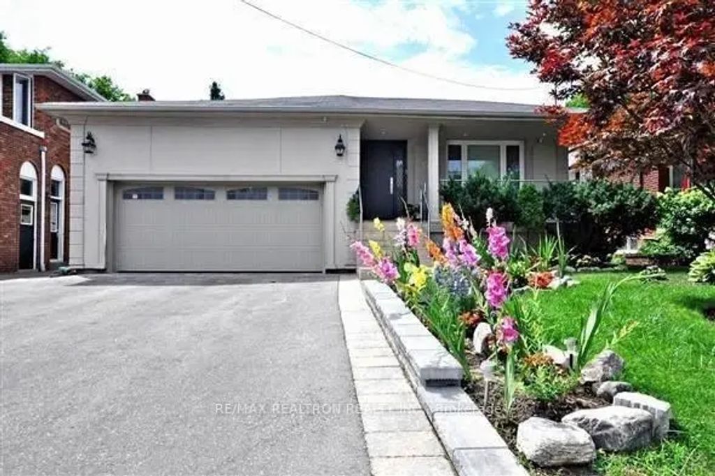 57 Oxford Street Main & Lower, Richmond Hill