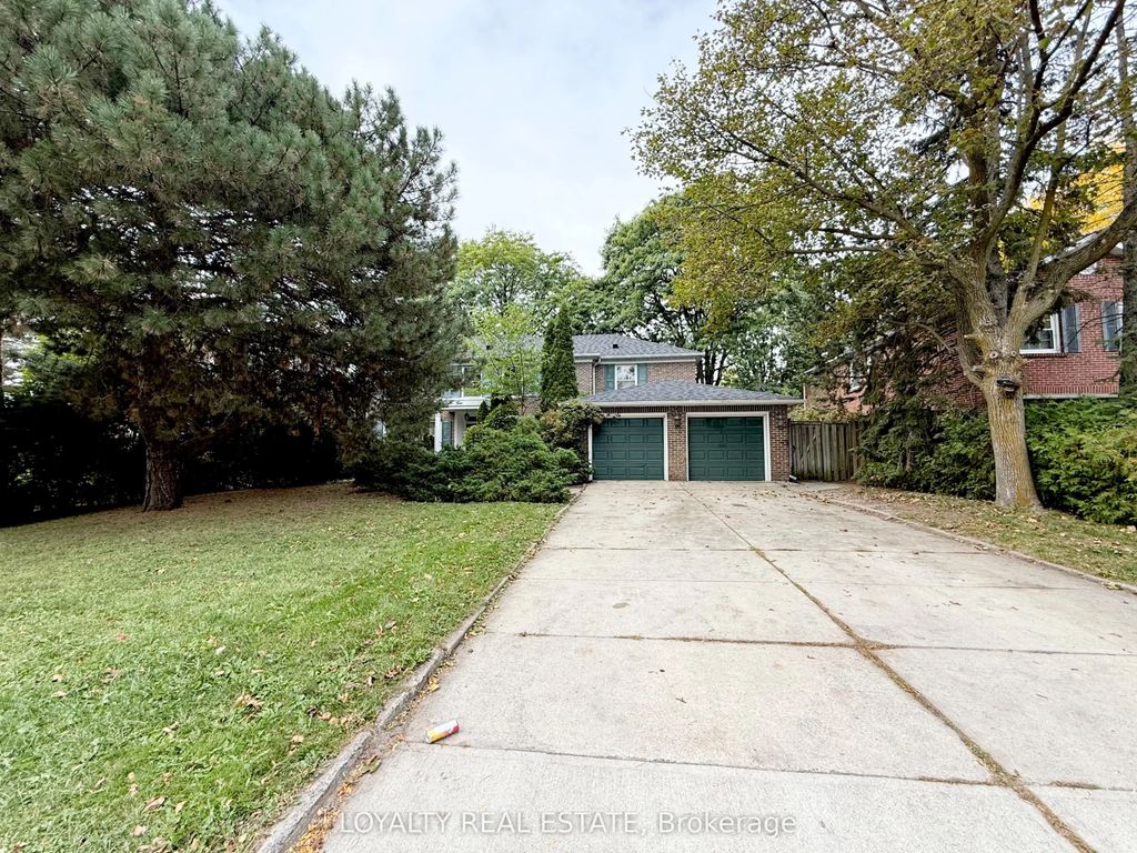 4 Canadiana Drive, Markham