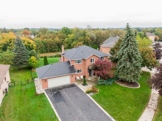 97 Thompson Drive, East Gwillimbury