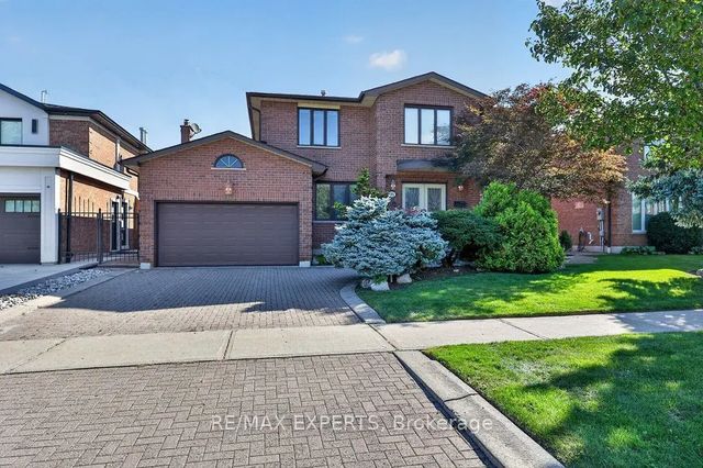 96 Benjamin Drive, Vaughan