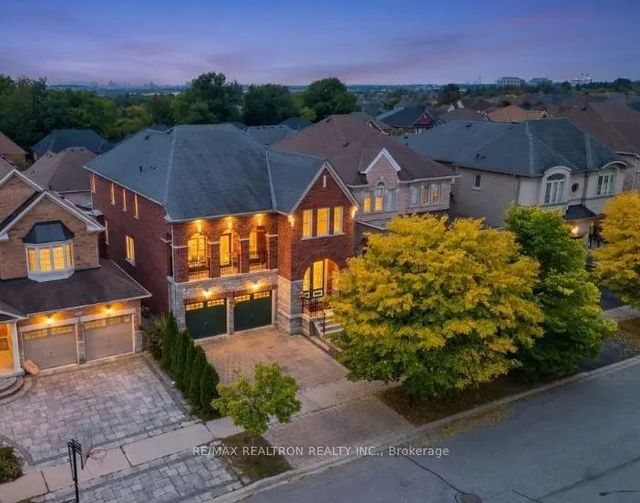 66 Bush Ridges Avenue, Richmond Hill