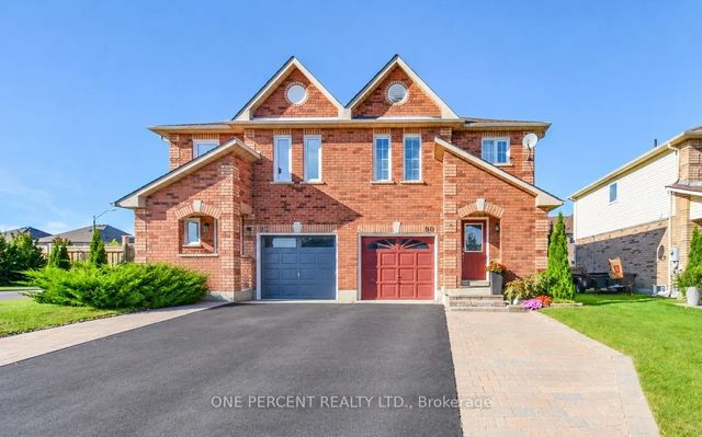 90 Breeze Drive, Bradford West Gwillimbury