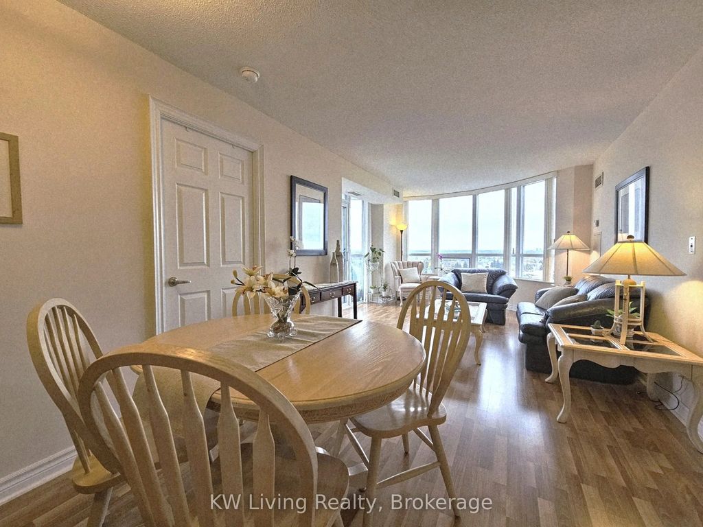 33 Cox Boulevard 1117, Markham