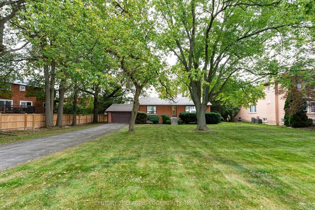 93 Lee Avenue, Markham