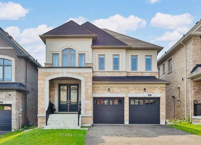 22 Upbound Court, East Gwillimbury