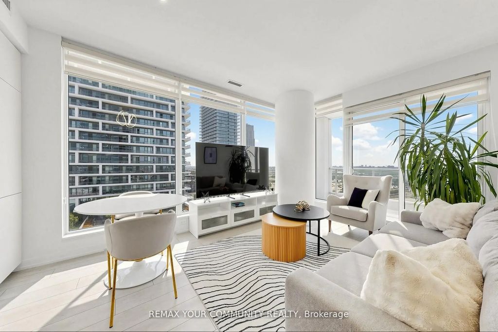 898 Portage Parkway 1503, Vaughan